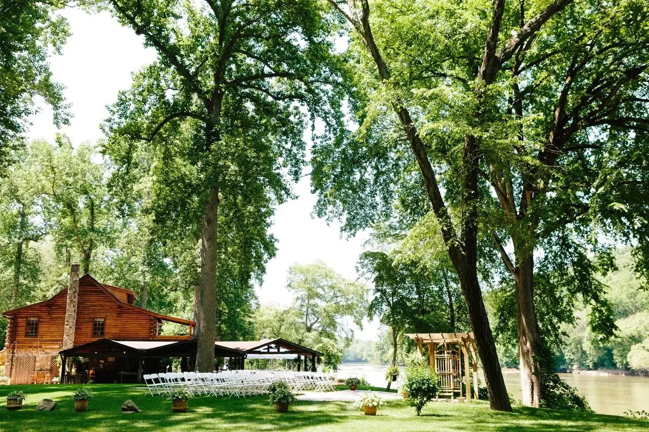 Riverside-Wedding-By-Clore-Fredericksburg-Virginia16.jpeg