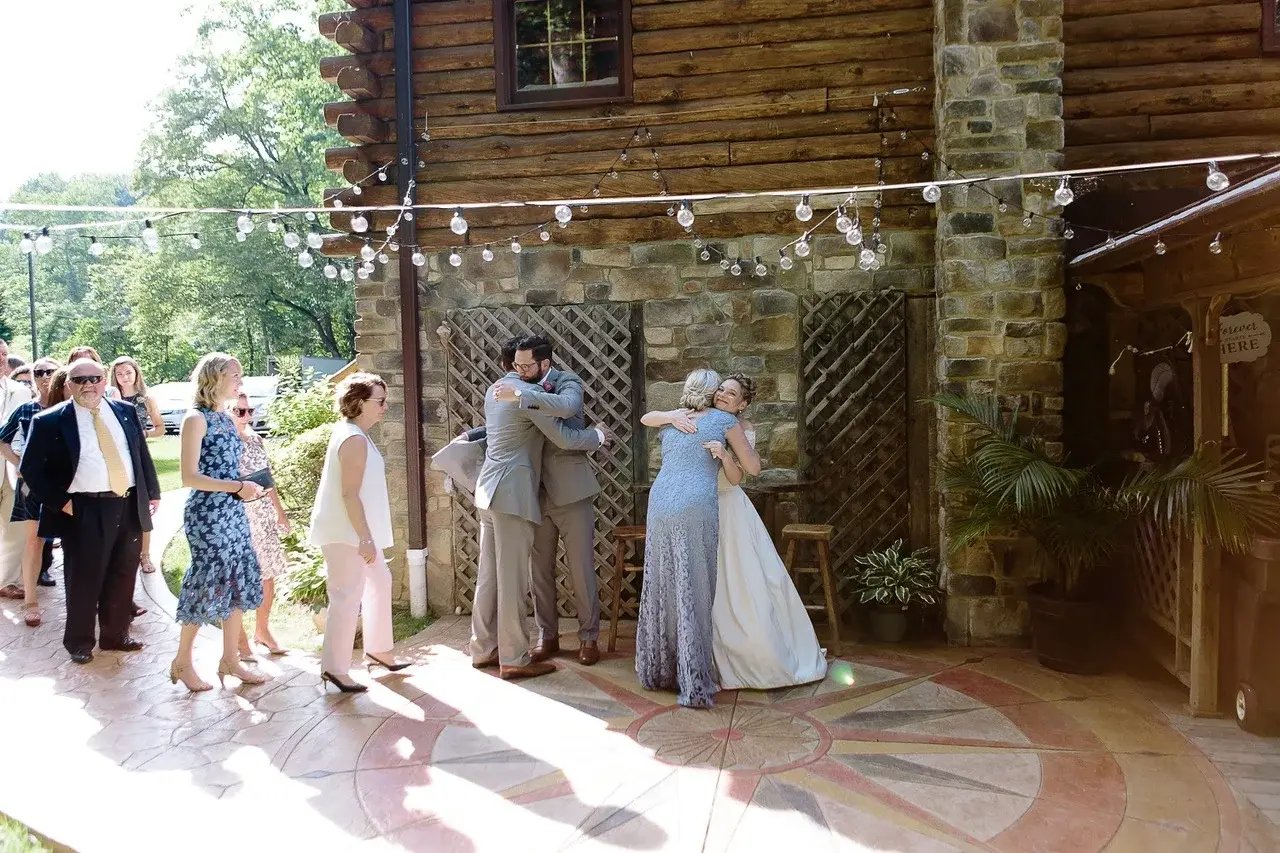 Riverside-Wedding-By-Clore-Fredericksburg-Virginia22.jpeg